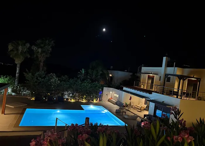Vila Chrysa Rhodes With Heated Pool Afantou