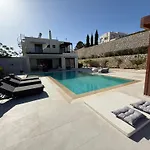 Chrysa Rhodes With Heated Pool Afantou