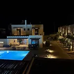 Chrysa Rhodes With Heated Pool Villa *