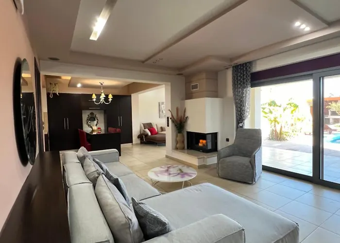 Chrysa Rhodes With Heated Pool Villa Afándu