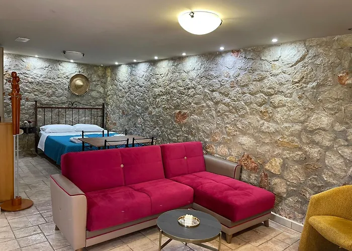 Chrysa Rhodes With Heated Pool Villa *