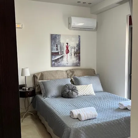 Chrysa Rhodes With Heated Pool *