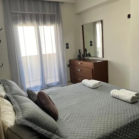 Chrysa Rhodes With Heated Pool אפאנטו