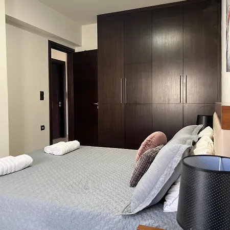 Chrysa Rhodes With Heated Pool * אפאנטו