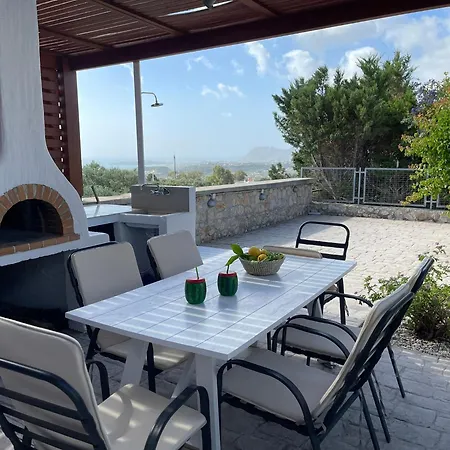 Chrysa Rhodes With Heated Pool וילה *