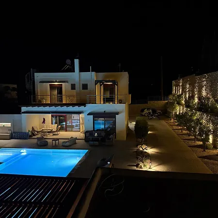 Chrysa Rhodes With Heated Pool וילה *