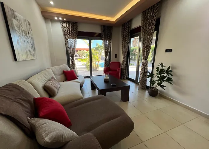 Villa Chrysa Rhodes With Heated Pool Afantou