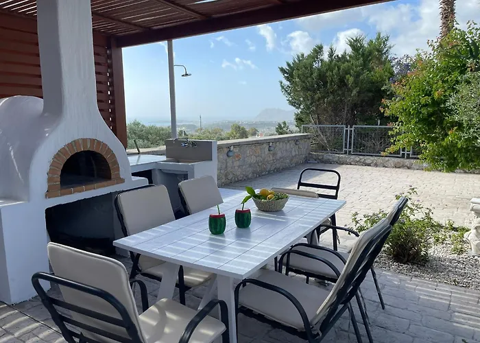 Chrysa Rhodes With Heated Pool Villa *