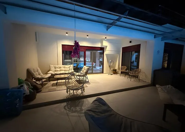 Chrysa Rhodes With Heated Pool Afantou