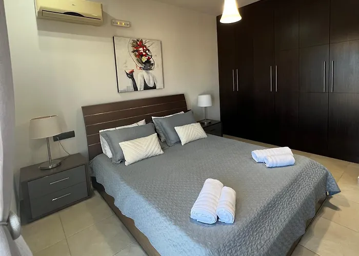 فيلة Chrysa Rhodes With Heated Pool *